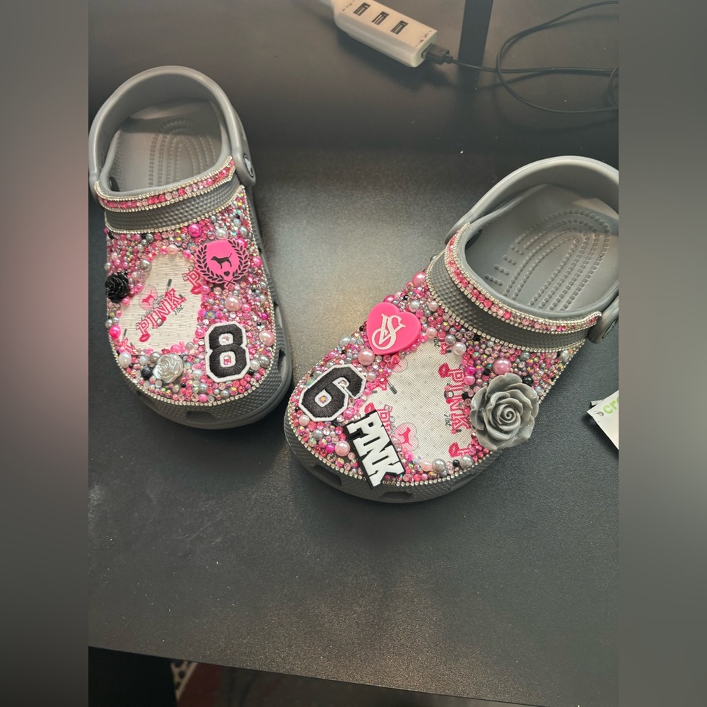 VS PINK custom crocs size 8